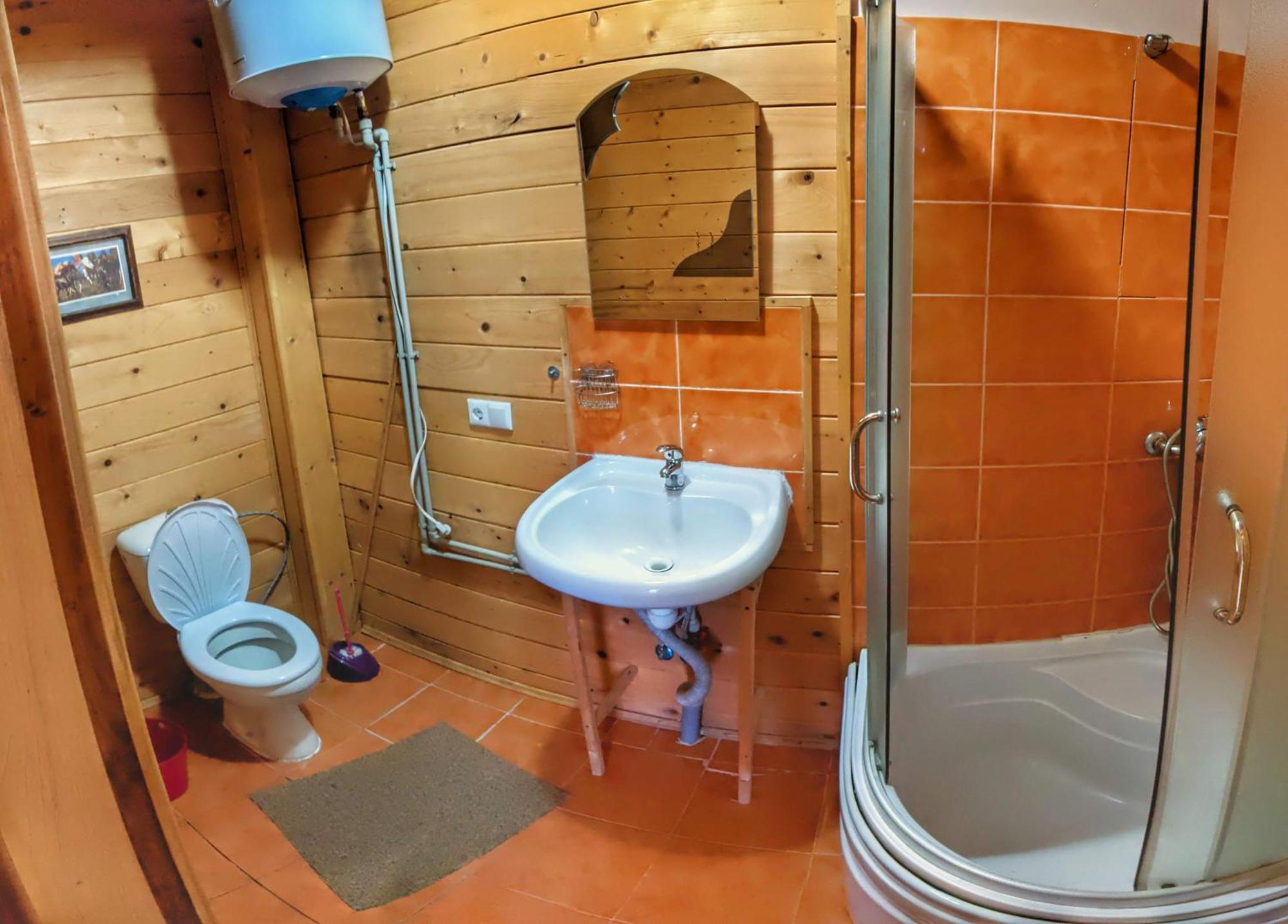 12 Months Estate Guest House Myslovka ห้อง รูปภาพ