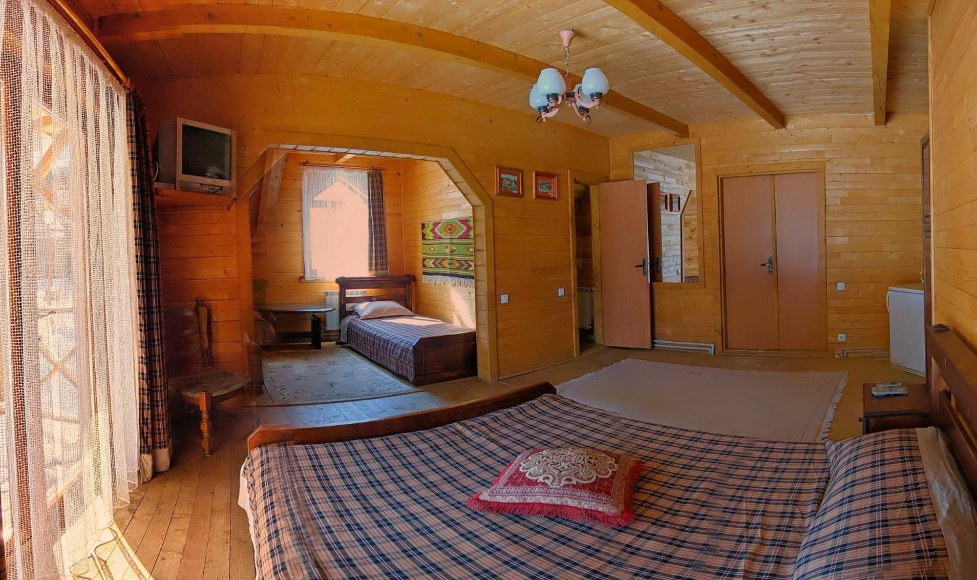 12 Months Estate Guest House Myslovka ห้อง รูปภาพ